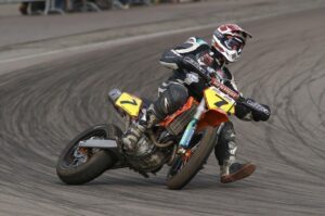 Read more about the article Paul Adams make new record in motor biking