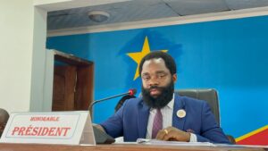 Lire la suite à propos de l’article Kwango : l’Assemblée provinciale plaide pour le renforcement des infrastructures après le crash de Kenge.