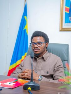 Lire la suite à propos de l’article Kinshasa FRIVAO : 120 millions USD pour les réparations collectives dans quatre provinces*